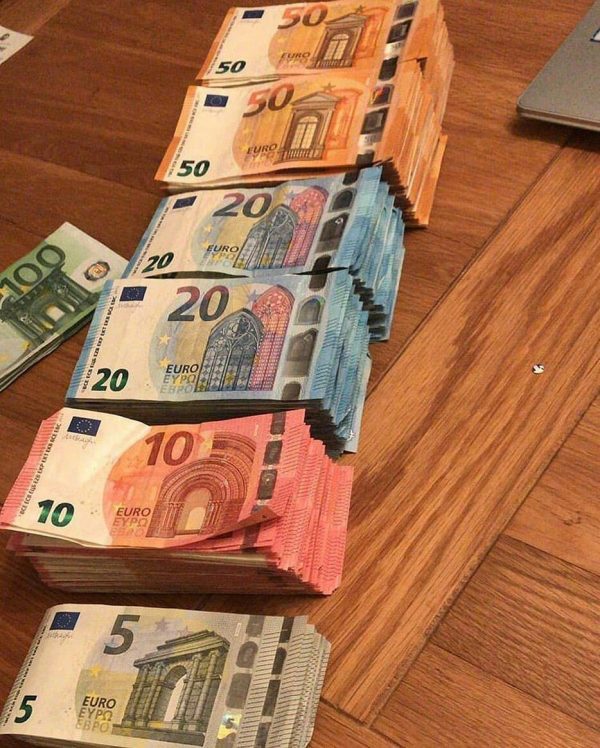 EURO BANKNOTES - Image 2